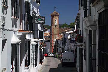 Entlang der Calle del Doctor Mateosgago in Grazalema