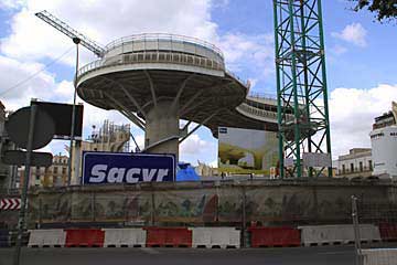 Die Baustelle am Plaza de la Encarnación von Sevilla