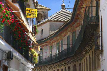 Der Palast Peñaflor in der Altstadt von Écija