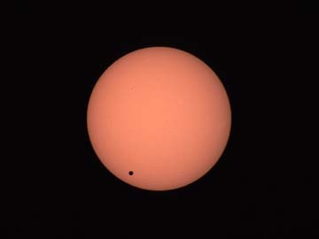die Venus vor der Sonne fokal, 08:23