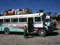 ein Bus in Huehuetenango im Nordwesten von Guatemala in Mittelamerika