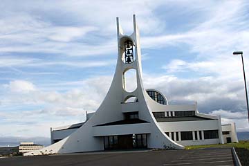 architektonisch interresante Kirche in Stykkisholmur, Island, Westen