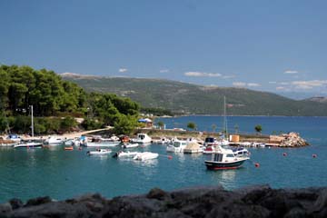 Blick von der Stadtmauer in Krk, Insel Krk, Kroatien