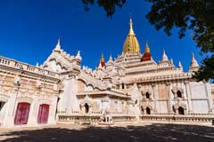 Der Ananda-Tempel in der Weltkulturerbestätte von Bagan in Myanmar